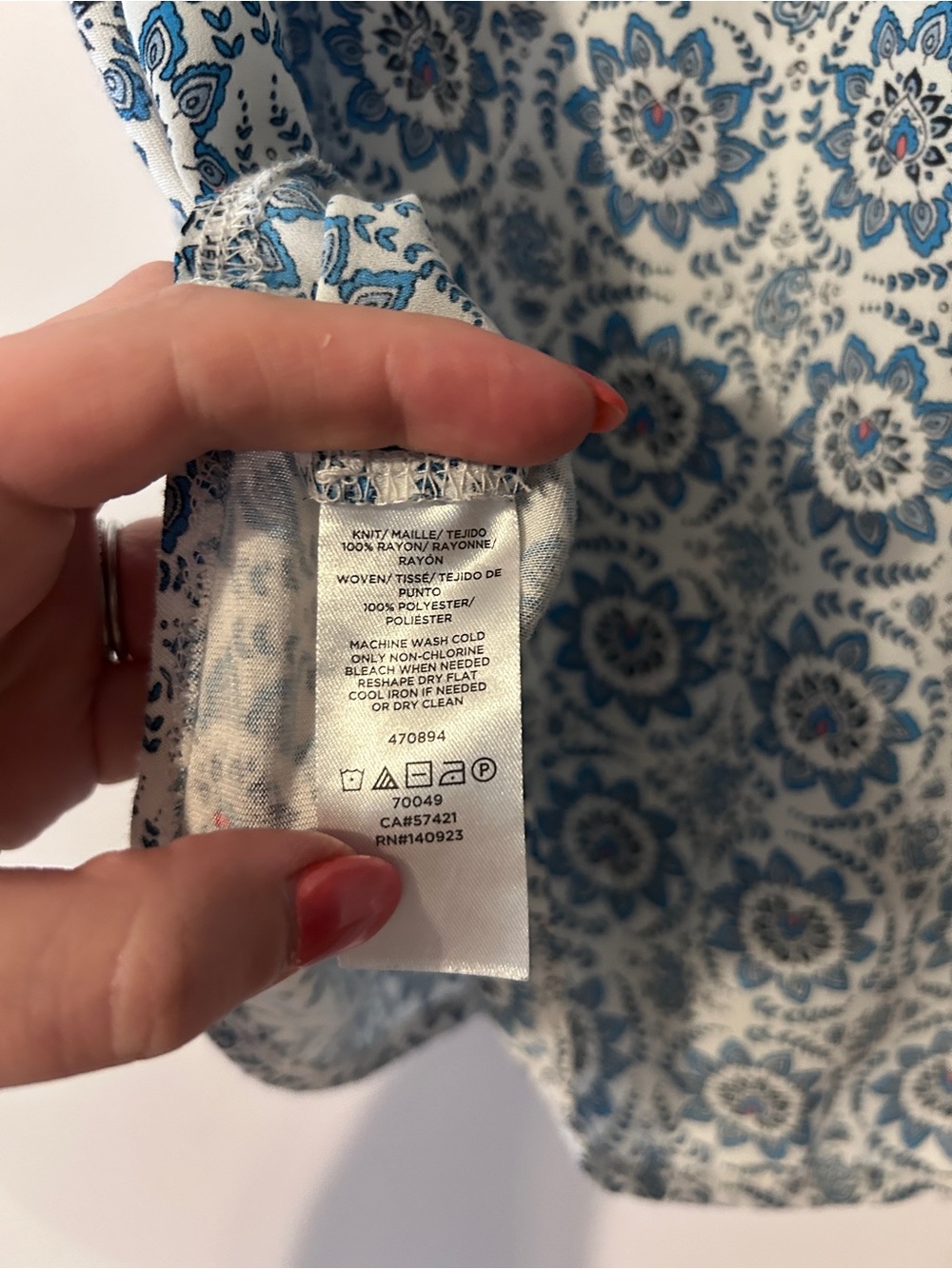 LOFT White and Blue Floral Tie-Neck Sleeveless Camisole - Picture 3 of 4